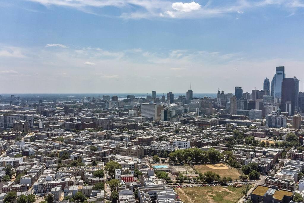 Trendy Fairmount Gem-5 Star Location, Roof Deck, Parking, Gr8 For Families Leilighet Philadelphia Eksteriør bilde