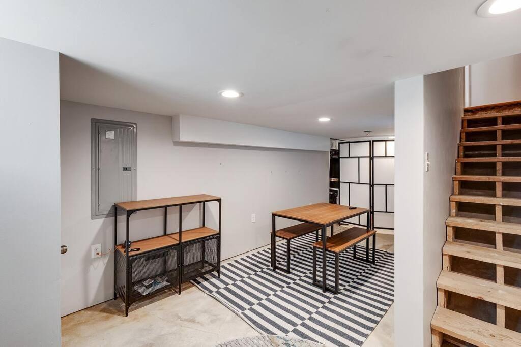 Trendy Fairmount Gem-5 Star Location, Roof Deck, Parking, Gr8 For Families Leilighet Philadelphia Eksteriør bilde